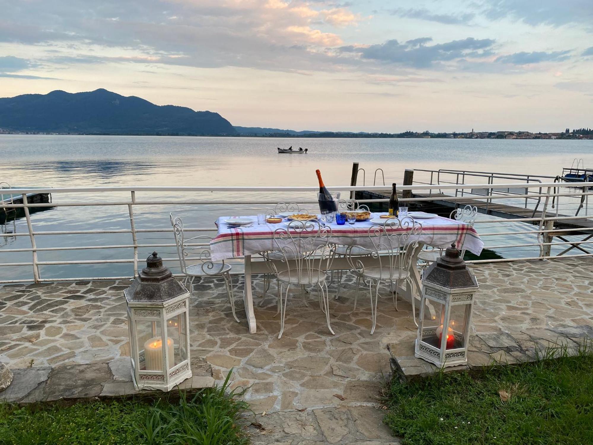 Villa Anastasye Your Lakefront Vacation Rental Predore Zewnętrze zdjęcie