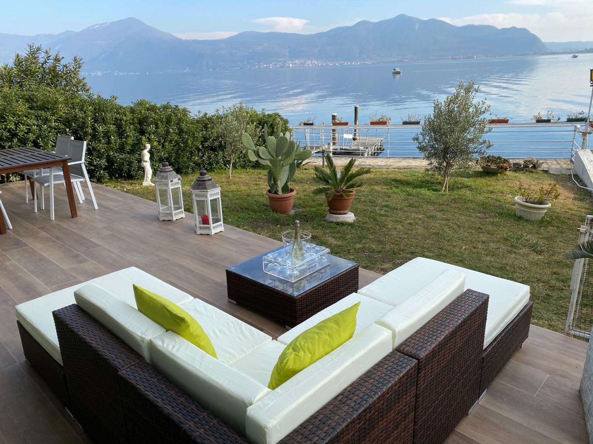 Villa Anastasye Your Lakefront Vacation Rental Predore Zewnętrze zdjęcie